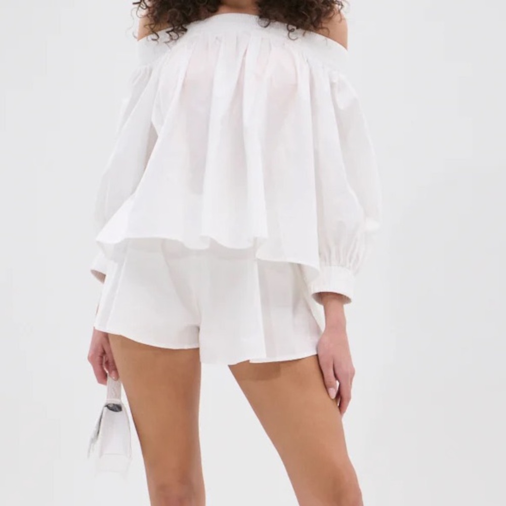AKIRA Label Play With Me Short NWT - size S/M - Picture 7 of 7